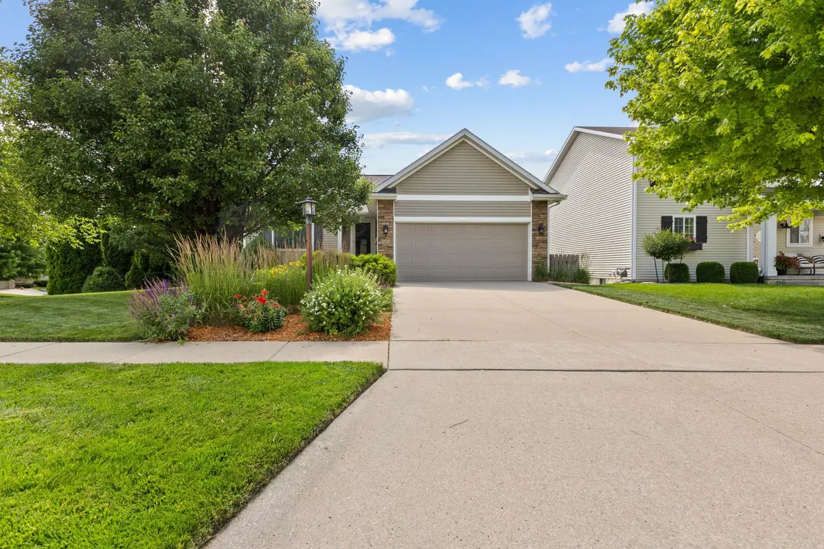 904 NE Otter Ridge Circle, Ankeny, IA 50021 - #1