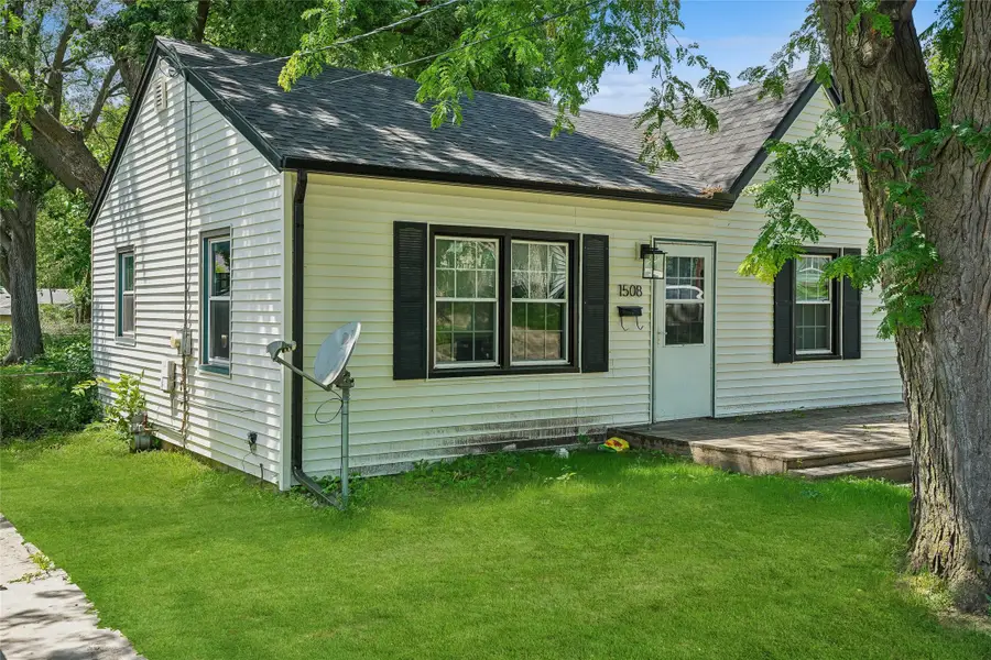 1508 E 30th Street, Des Moines, IA 50317 - #2