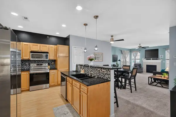 1331 SE University Avenue #211, Waukee, IA 50263