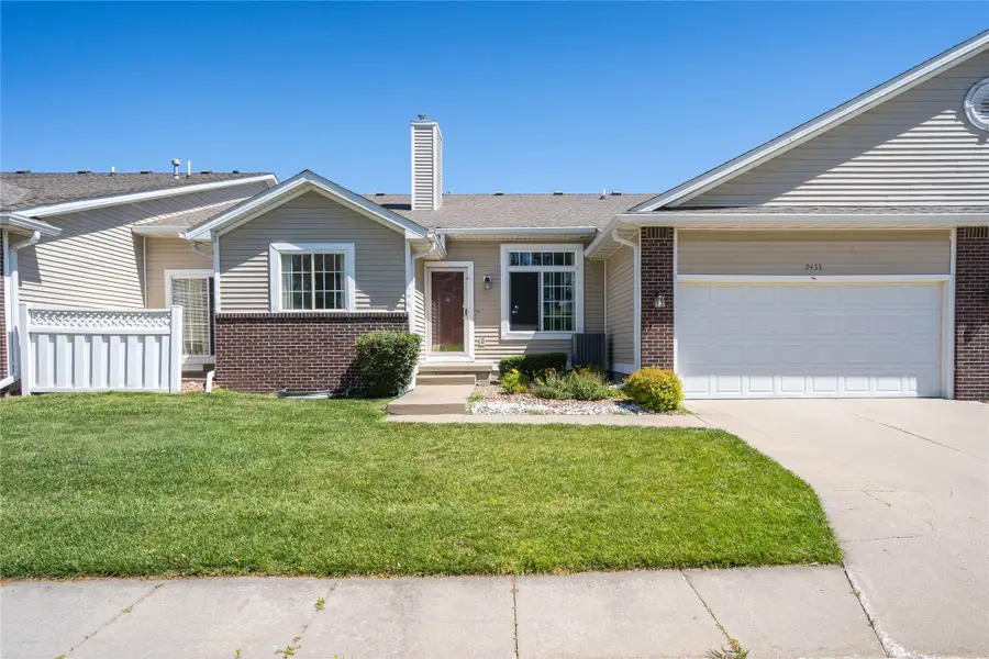 9433 Maple Lane, Johnston, IA 50131 - #3
