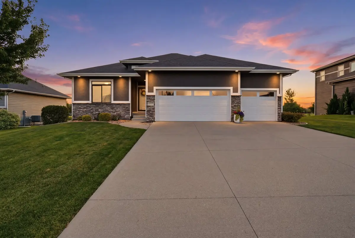 4002 NE Bellagio Circle, Ankeny, IA 50021 - #1