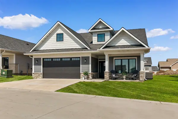 2505 SE Vintage Lane, Waukee, IA 50263