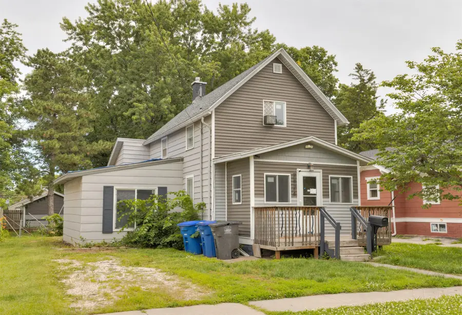 2824 Dean Avenue, Des Moines, IA 50317 - #2