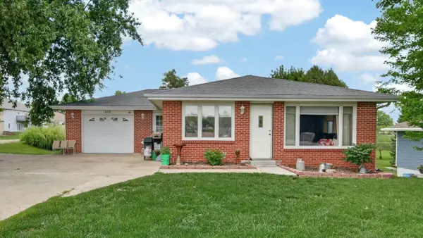 100 Vermeer Road, Pella, IA 50219