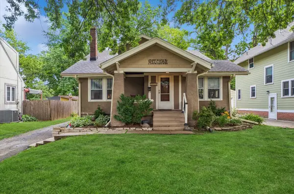 1131 45th Street, Des Moines, IA 50311