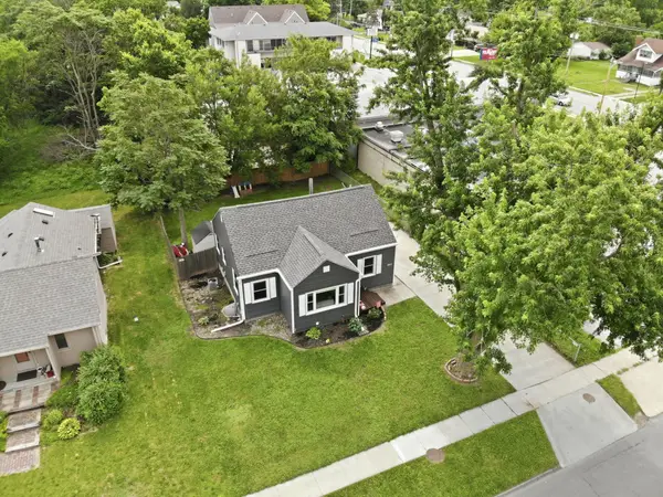 3807 50th Street, Des Moines, IA 50310
