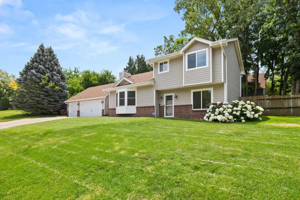 5121 Magnolia Drive, Pleasant Hill, IA 50327 - #1