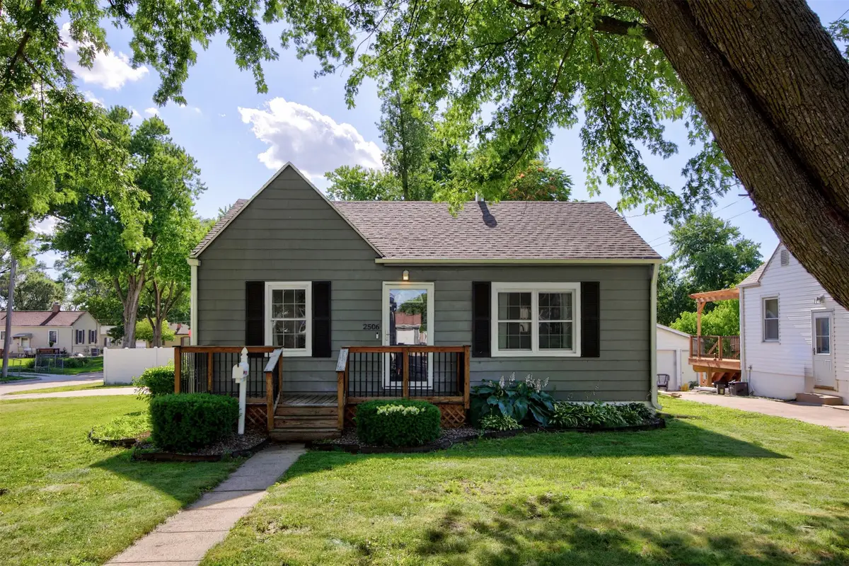 2506 60th Street, Des Moines, IA 50322 - #1