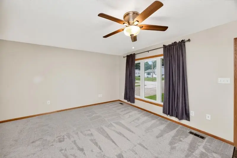 4309 68th Street, Urbandale, IA 50322 - #3