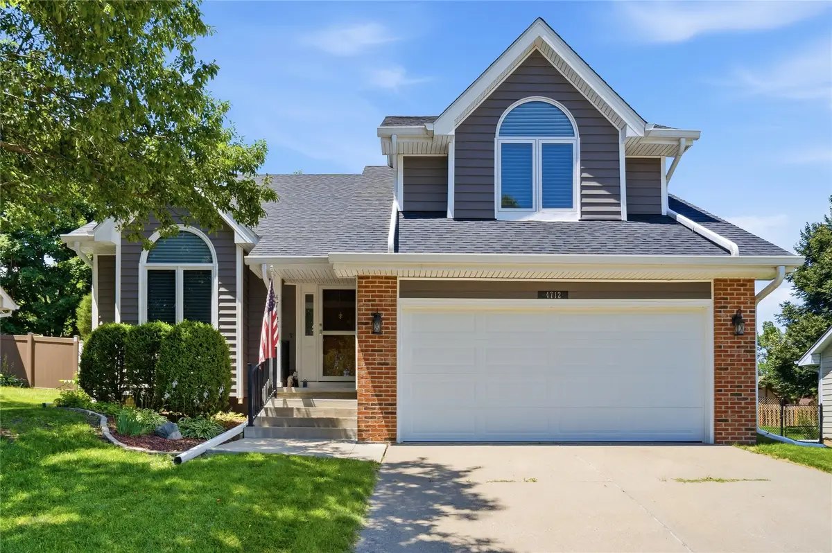 4712 67th Street, Urbandale, IA 50322 - #1
