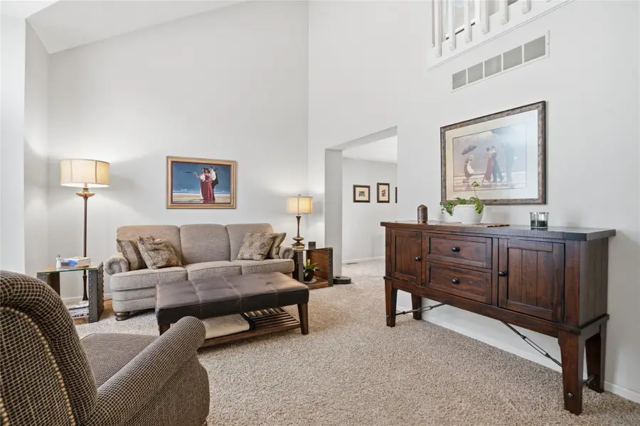 4712 67th Street, Urbandale, IA 50322 - #3