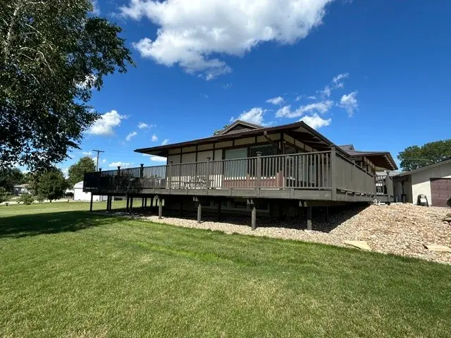 609 W 12th Street, Tama, IA 52339 - #3