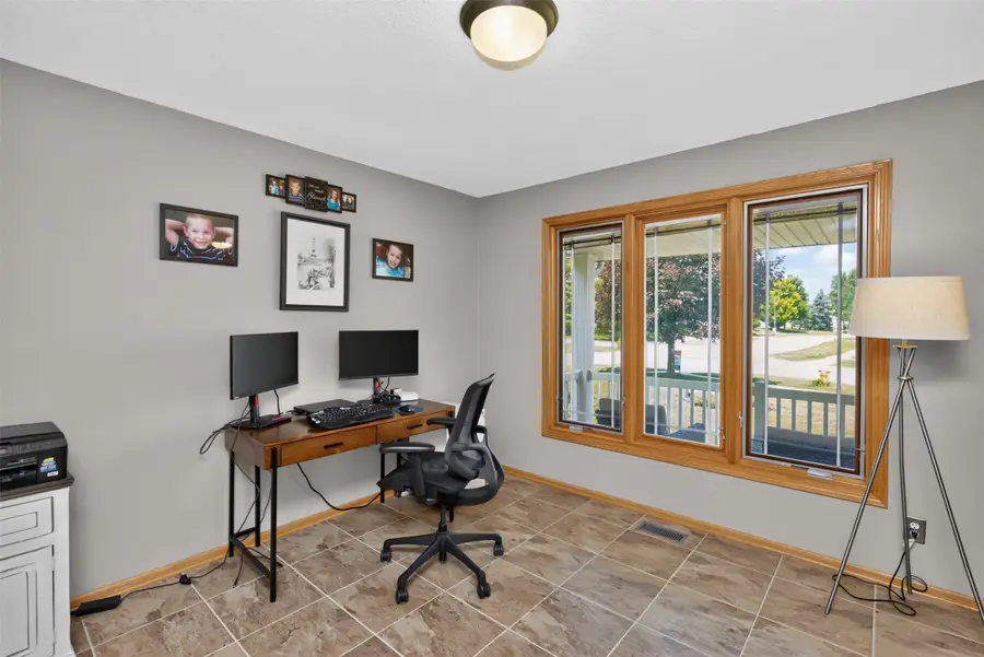 9392 Lake Drive, West Des Moines, IA 50266 - #3