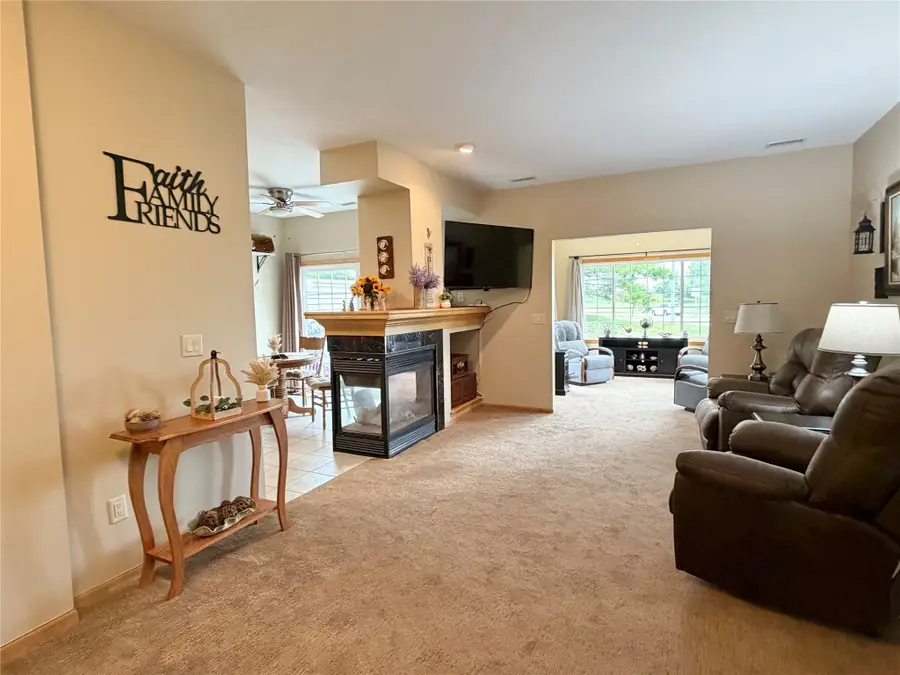 3703 NE Cottonwood Lane, Ankeny, IA 50021 - #3