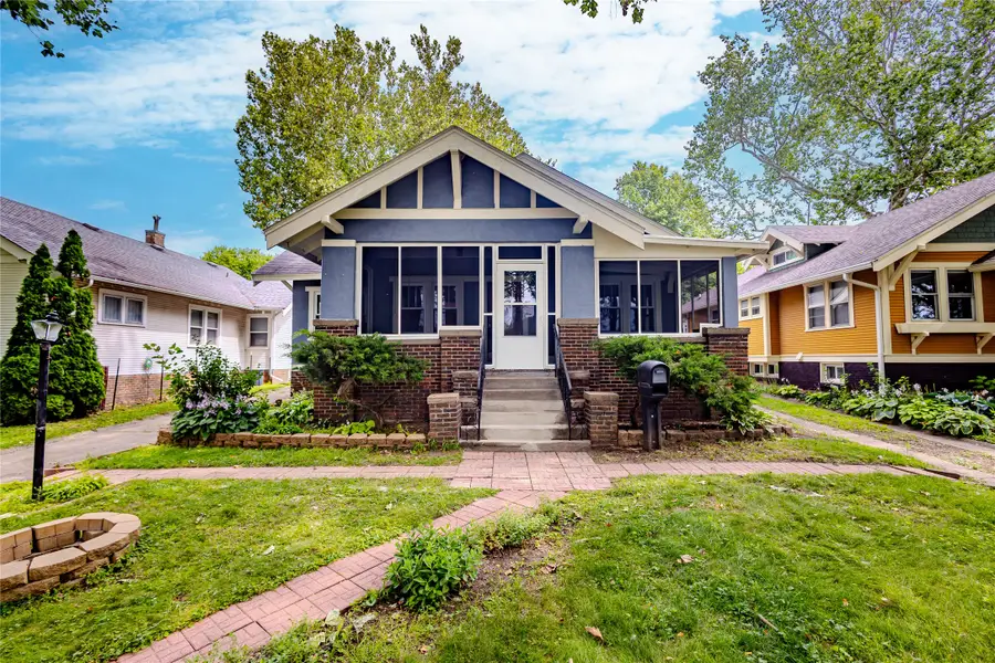 1448 Thompson Avenue, Des Moines, IA 50316 - #3