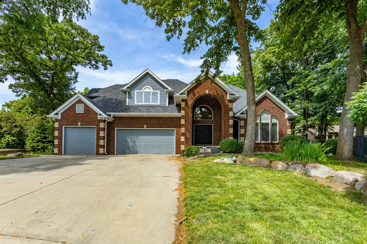 1772 NW 120th Street, Clive, IA 50325 - #1