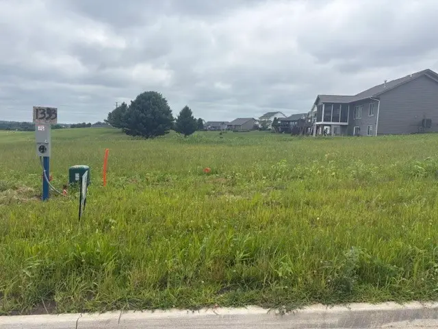 1333 E 29th Street, Norwalk, IA 50211 - #1