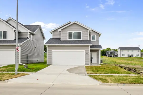2725 Yordi Drive Drive, Norwalk, IA 50211
