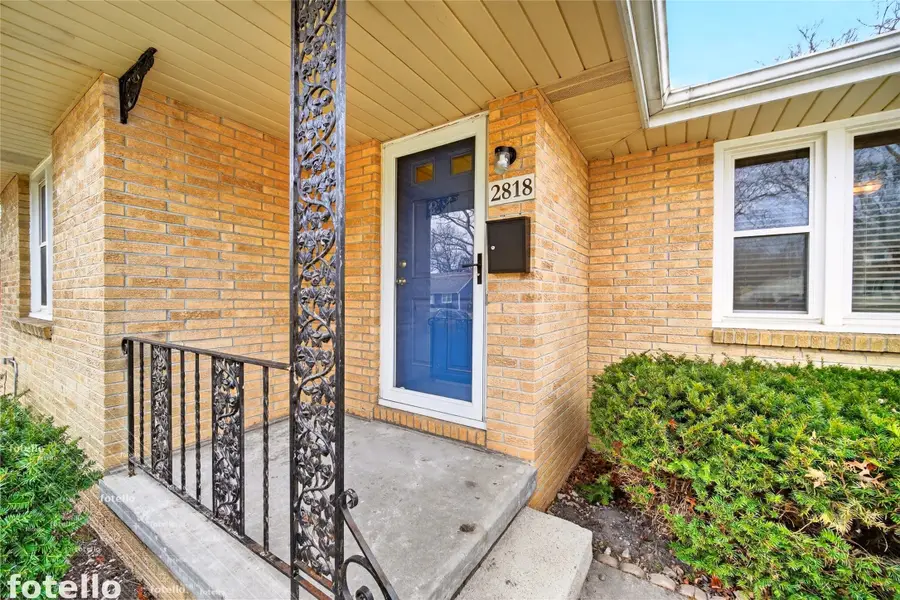 2818 48th Place, Des Moines, IA 50310 - #3
