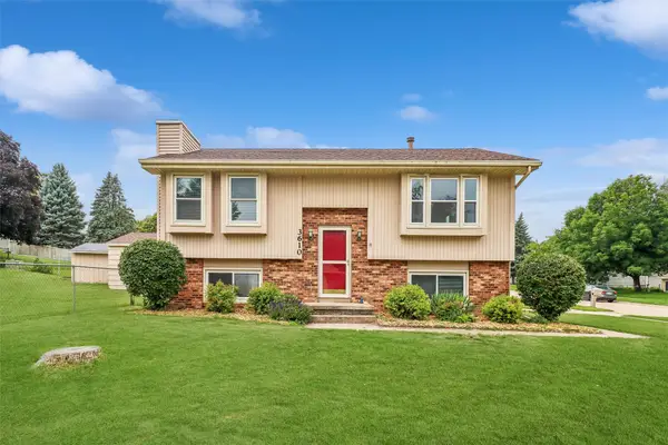 3610 Melanie Drive, Urbandale, IA 50322