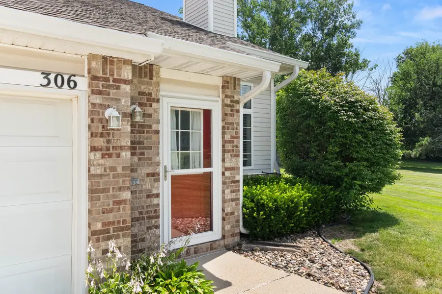 150 S Prairie View Drive #306, West Des Moines, IA 50266 - #3
