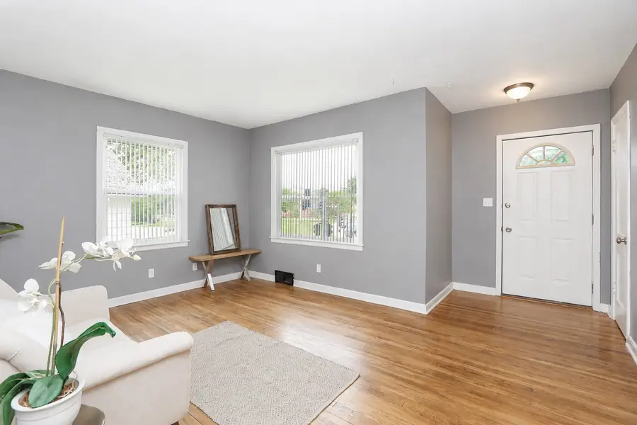 5810 University Avenue, Des Moines, IA 50311 - #3
