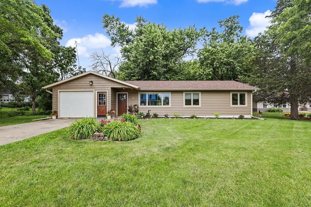 307 S Center Street, Zearing, IA 50278 - #1
