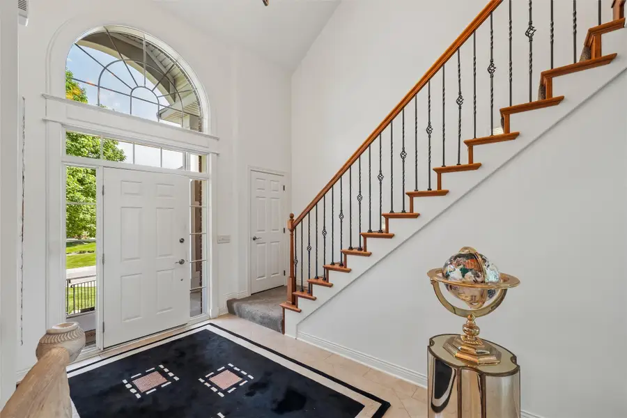 1125 Glen Oaks Drive, West Des Moines, IA 50266 - #2