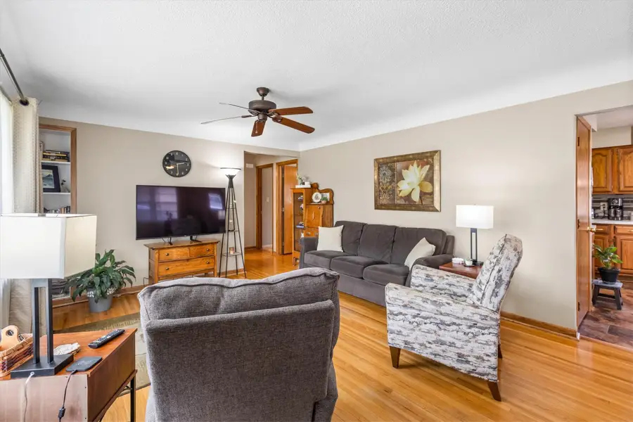 7405 Palm Drive, Urbandale, IA 50322 - #3
