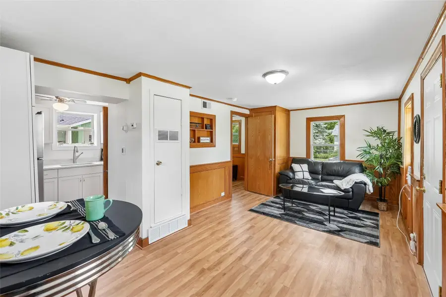 2951 Garfield Avenue, Des Moines, IA 50317 - #2
