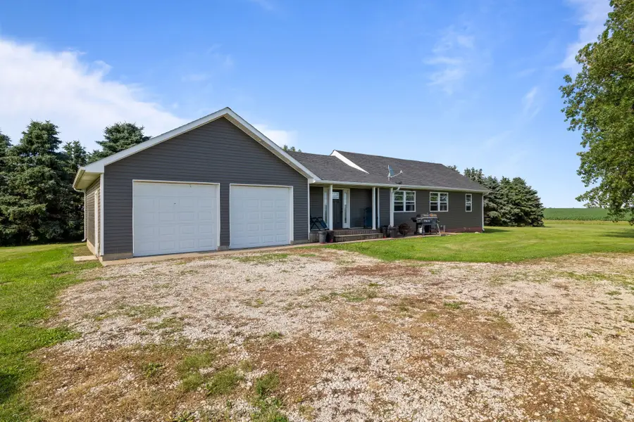 2435 Saratoga Avenue, Liberty, IA 50034 - #2