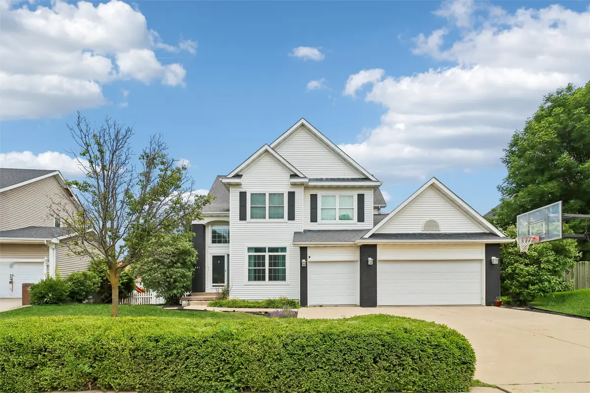 531 77th Street, West Des Moines, IA 50266 - #1