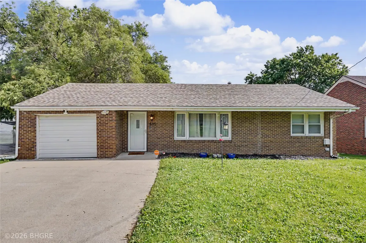 805 Payton Avenue, Des Moines, IA 50315 - #1