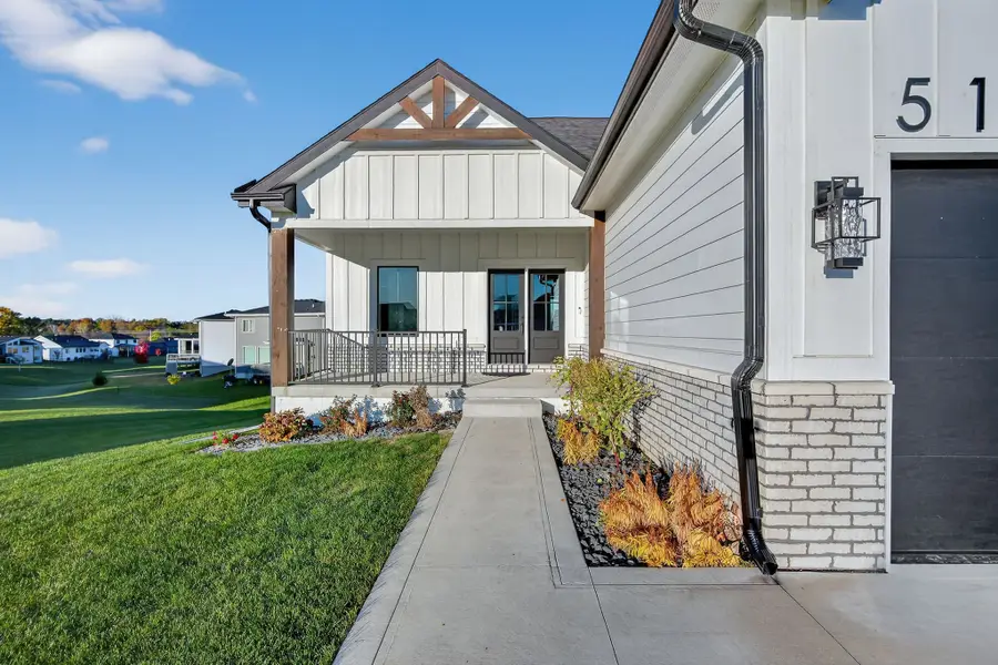 5108 154th Circle, Urbandale, IA 50323 - #2