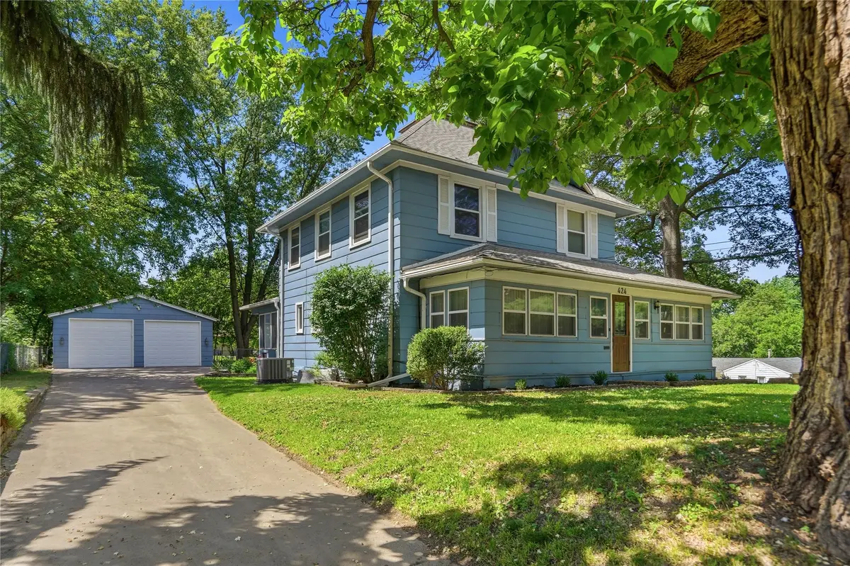 424 Virginia Avenue, Des Moines, IA 50315 - #1