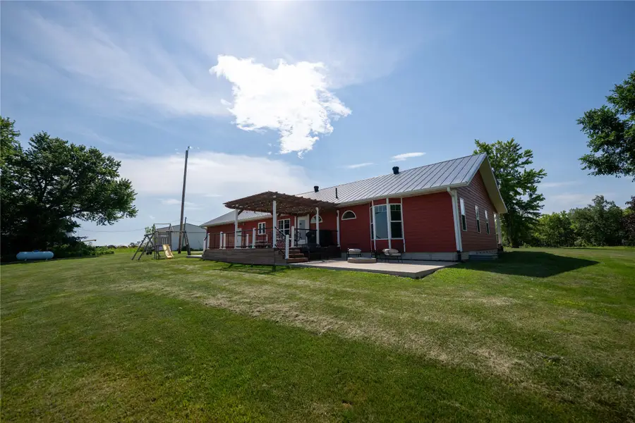 2141 145th Street, Fairfield, IA 52556 - #3
