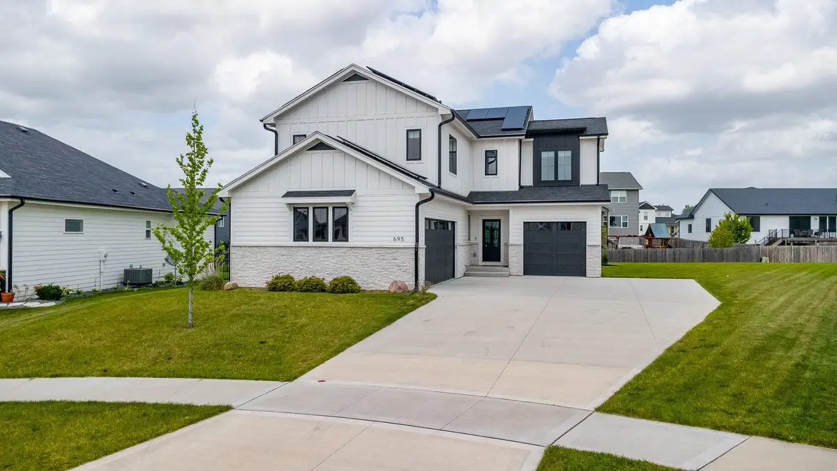 695 Morning Star Court, Waukee, IA 50263 - #1