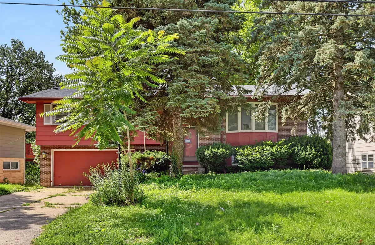6514 Lincoln Avenue, Windsor Heights, IA 50324 - #1