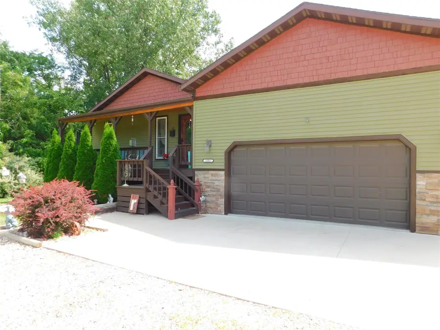 1202 Jasmine Street, Ogden, IA 50212 - #2