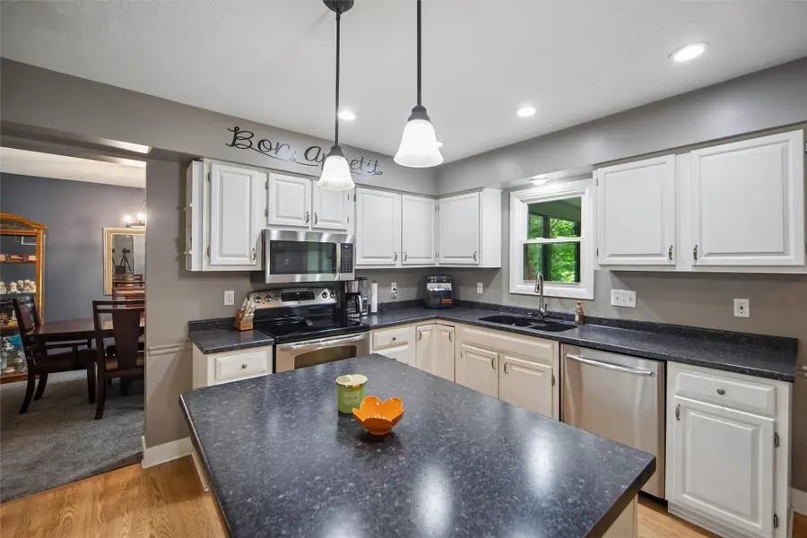 4709 80th Place, Urbandale, IA 50322 - #2