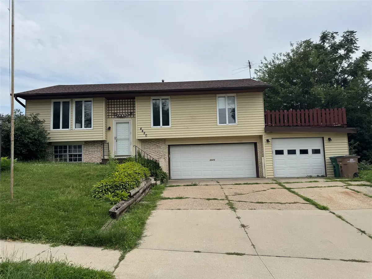 4420 Wakonda Drive, Norwalk, IA 50211 - #1