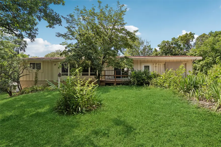 851 East Street, Bussey, IA 50044 - #2