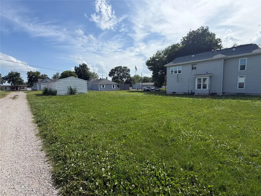 1116 High Ave W Road, Oskaloosa, IA 5277 - #2