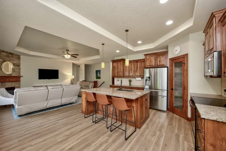 215 S 85th Street, West Des Moines, IA 50266 - #3