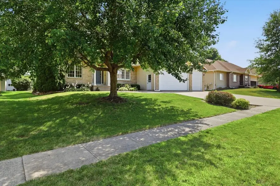 810 William Nowels Circle, Carlisle, IA 50047 - #2