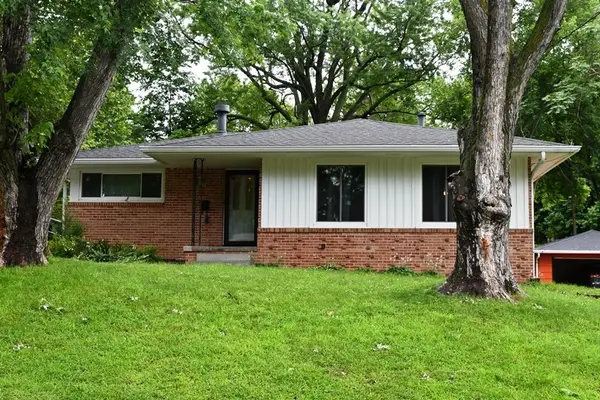 2819 Bennett Avenue, Des Moines, IA 50310
