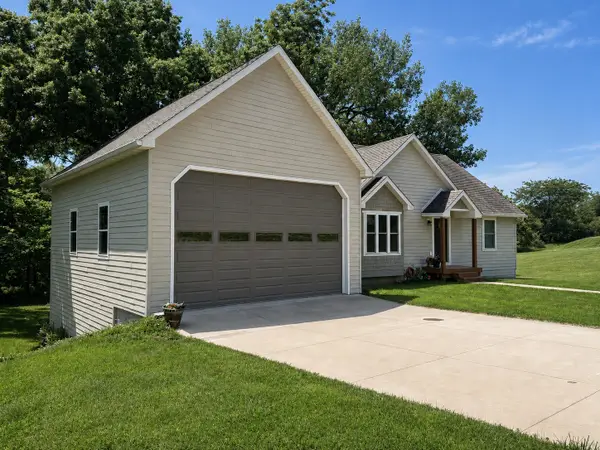 17587 Lakeshore Drive, Moravia, IA 52571