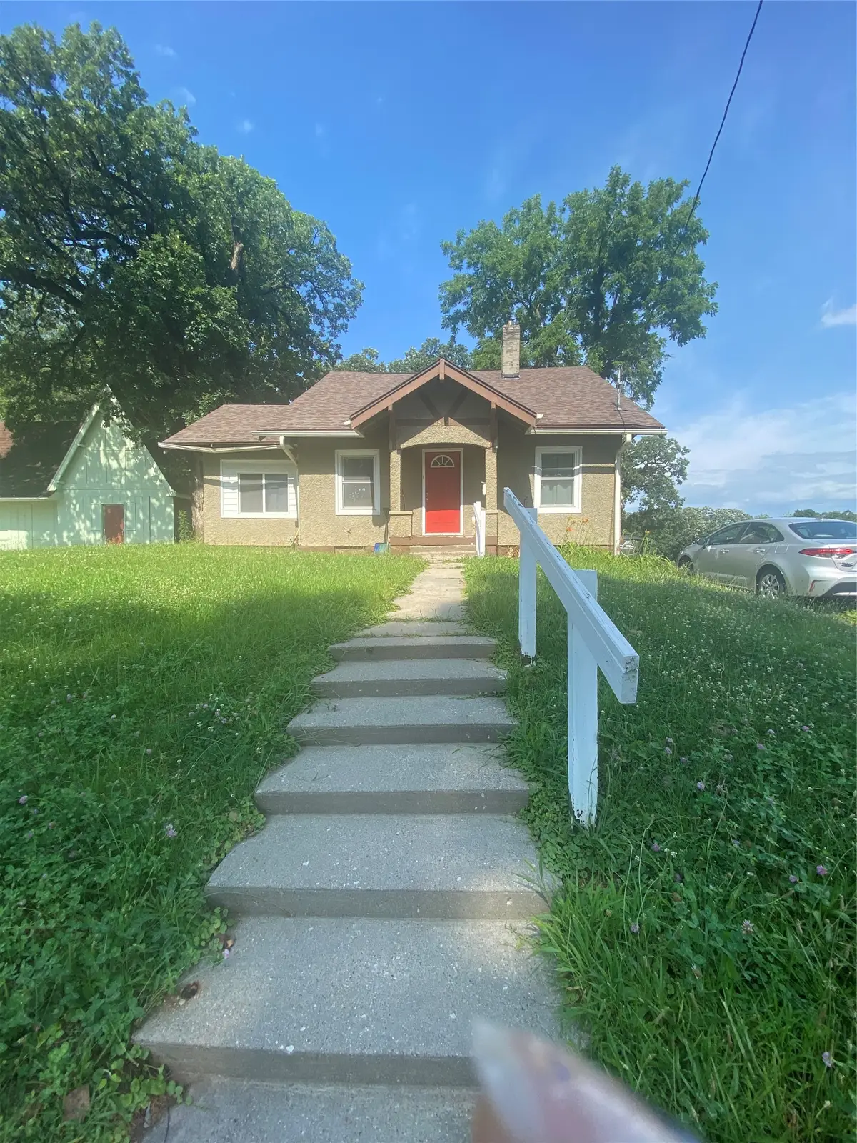 2320 SW 9th Street, Des Moines, IA 50315 - #1