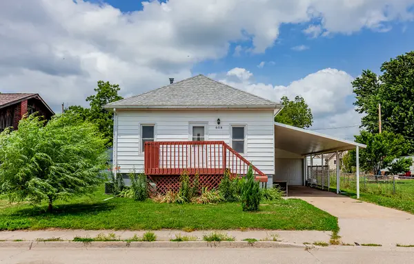 608 North Street, Perry, IA 50220