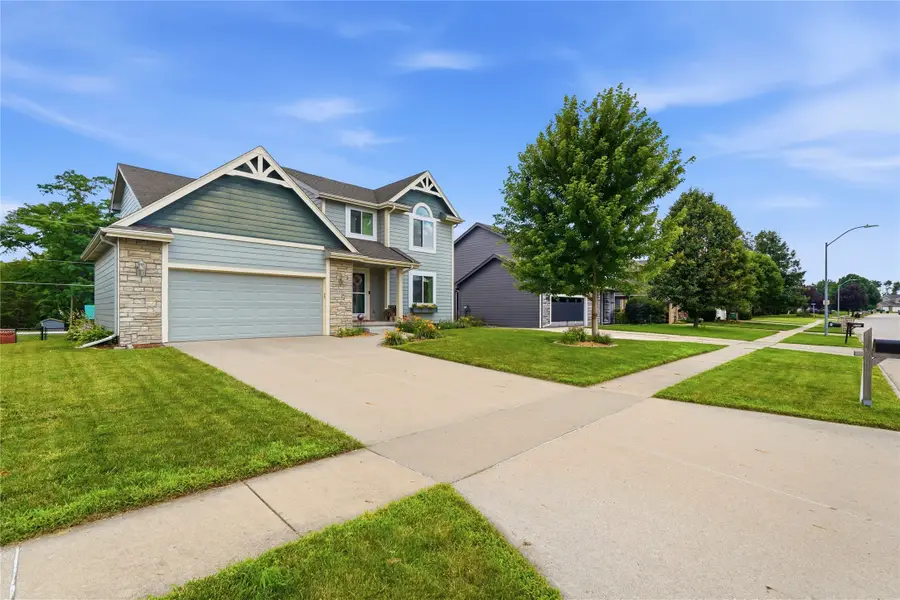 4101 SW Bluegrass Drive, Ankeny, IA 50023 - #3